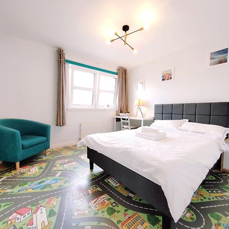 Modern And Spacious Double&King Bedrooms Both With Private Bathrooms 爱丁堡 外观 照片